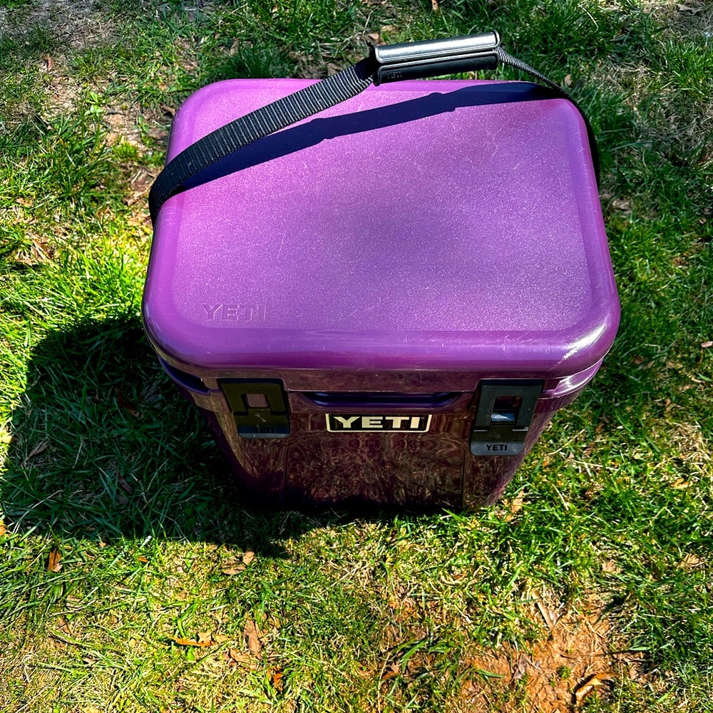 Nordic purple Yeti Roadie cooler
